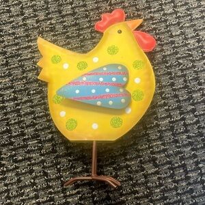 Blue and yellow Metal chicken for yard or indoor decoration